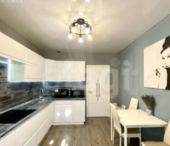 Продается 1-комнатная квартира, 39 м²