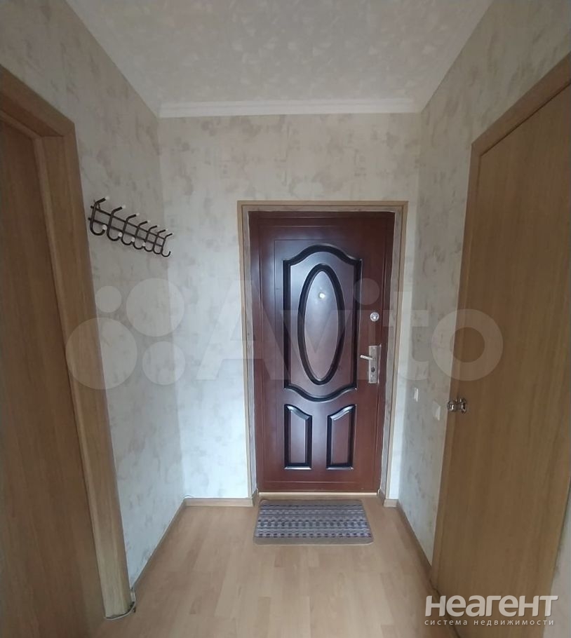 Сдается 1-комнатная квартира, 32 м²