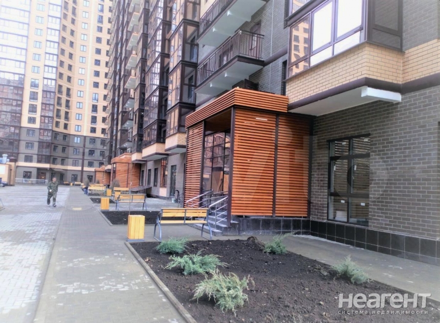 Продается 1-комнатная квартира, 38 м²