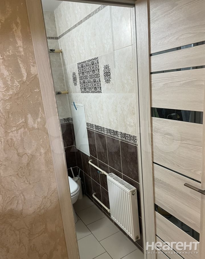 Продается 1-комнатная квартира, 44 м²