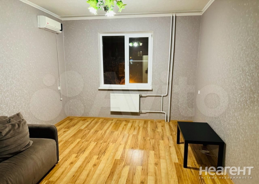 Продается 2-х комнатная квартира, 63 м²