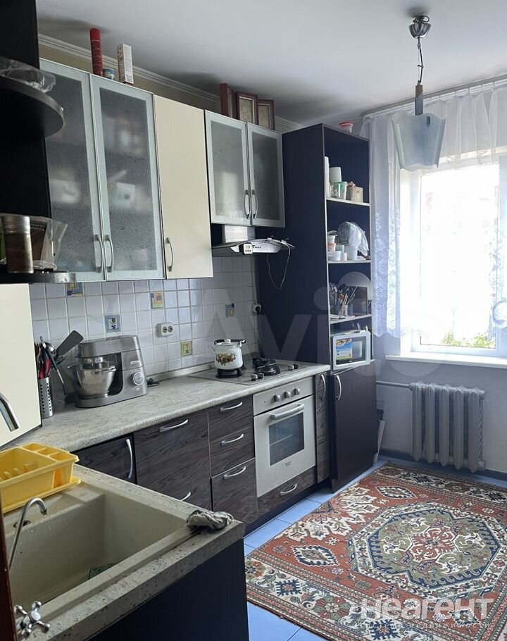 Продается Многокомнатная квартира, 73,5 м²