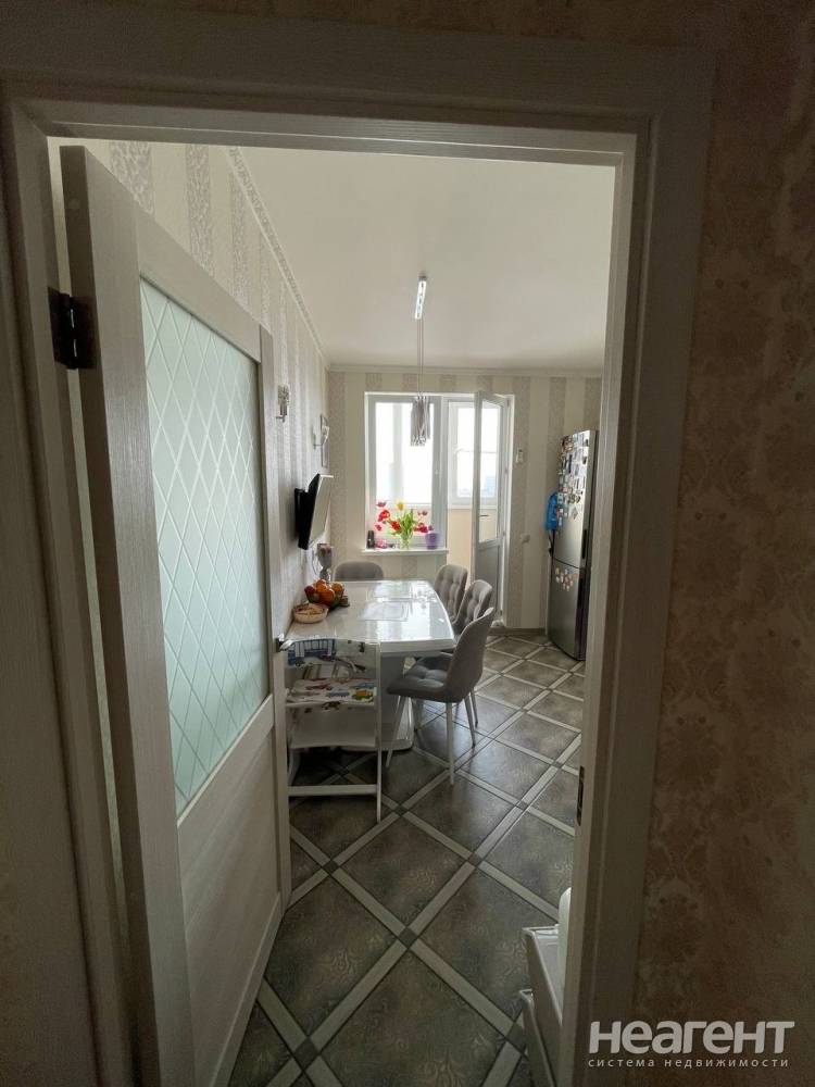 Продается 1-комнатная квартира, 44 м²