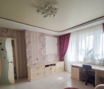 Продается 3-х комнатная квартира, 77,4 м²