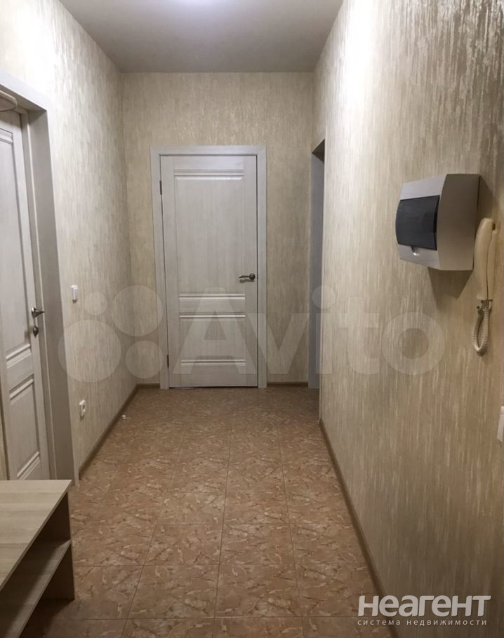 Сдается 1-комнатная квартира, 41 м²