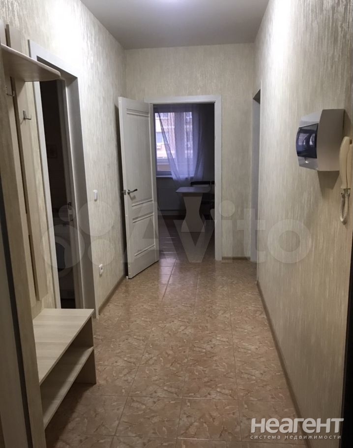 Сдается 1-комнатная квартира, 41 м²