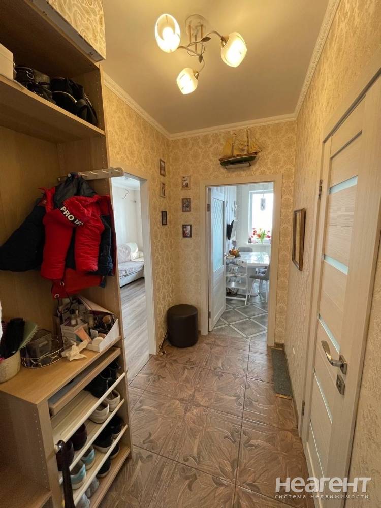 Продается 1-комнатная квартира, 44 м²