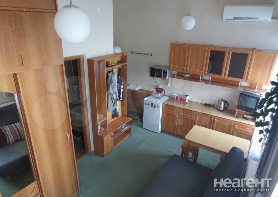 Продается 1-комнатная квартира, 20,4 м²