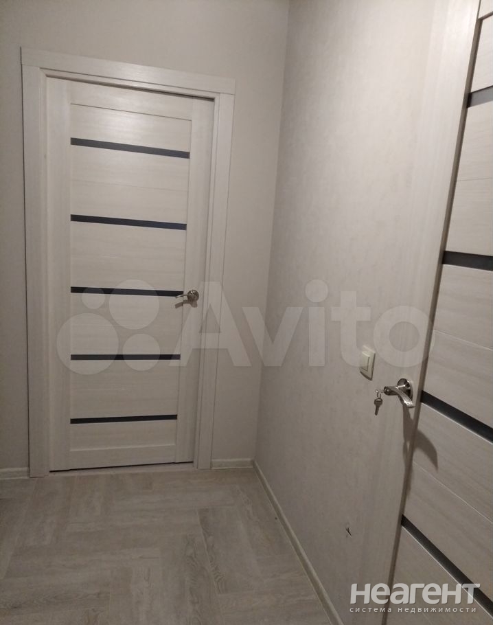 Продается 1-комнатная квартира, 35,9 м²