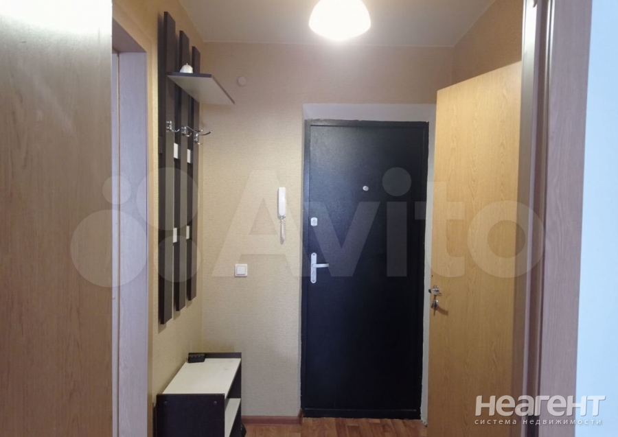 Продается 1-комнатная квартира, 45 м²