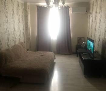 Сдается 1-комнатная квартира, 42 м²