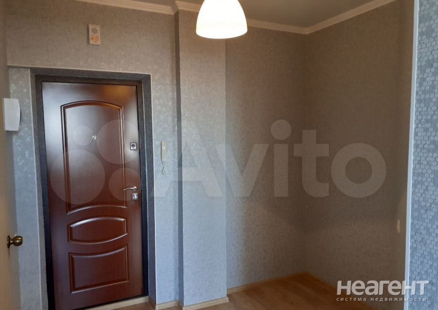 Продается 1-комнатная квартира, 41 м²