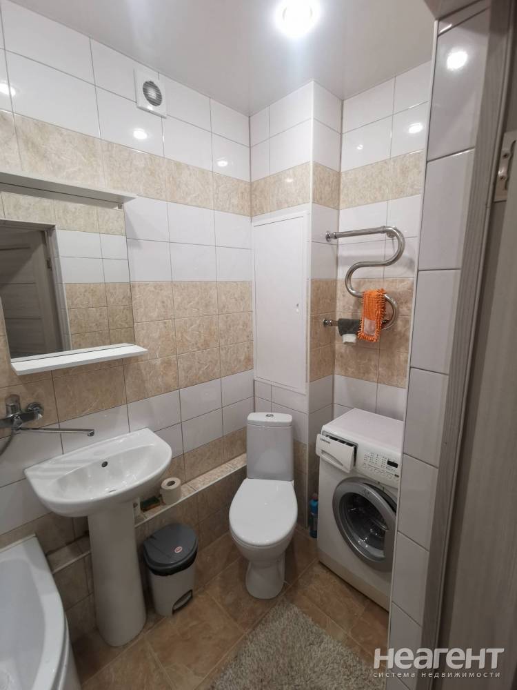 Сдается 1-комнатная квартира, 40 м²