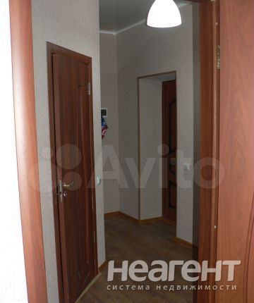 Продается 1-комнатная квартира, 37 м²