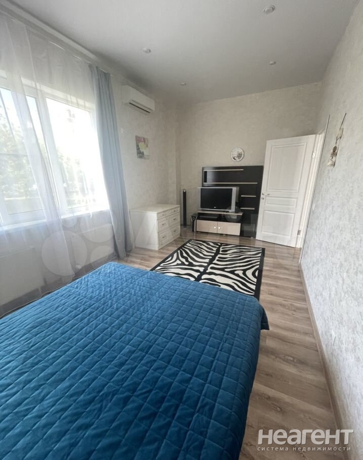 Продается 2-х комнатная квартира, 64 м²