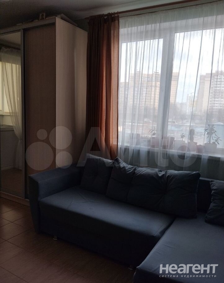 Продается 1-комнатная квартира, 37,5 м²