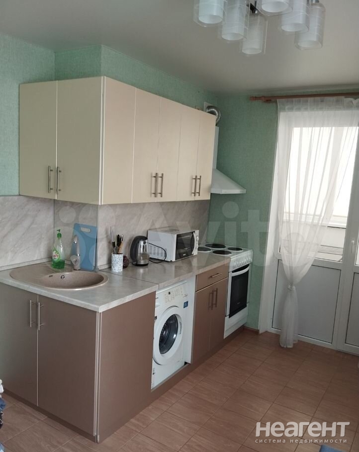 Продается 1-комнатная квартира, 37,5 м²