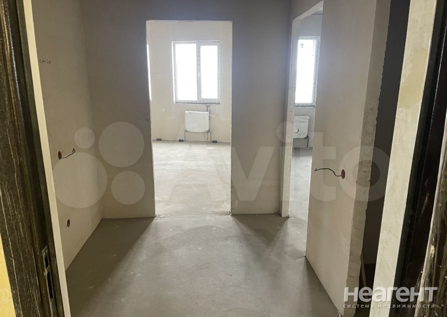 Продается 1-комнатная квартира, 49 м²