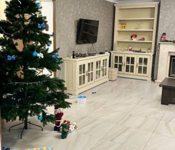 Продается Дом, 200 м²