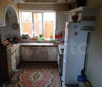 Продается Дом, 180 м²