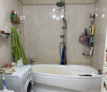 Продается 3-х комнатная квартира, 130 м²