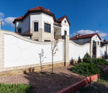 Продается Дом, 680 м²