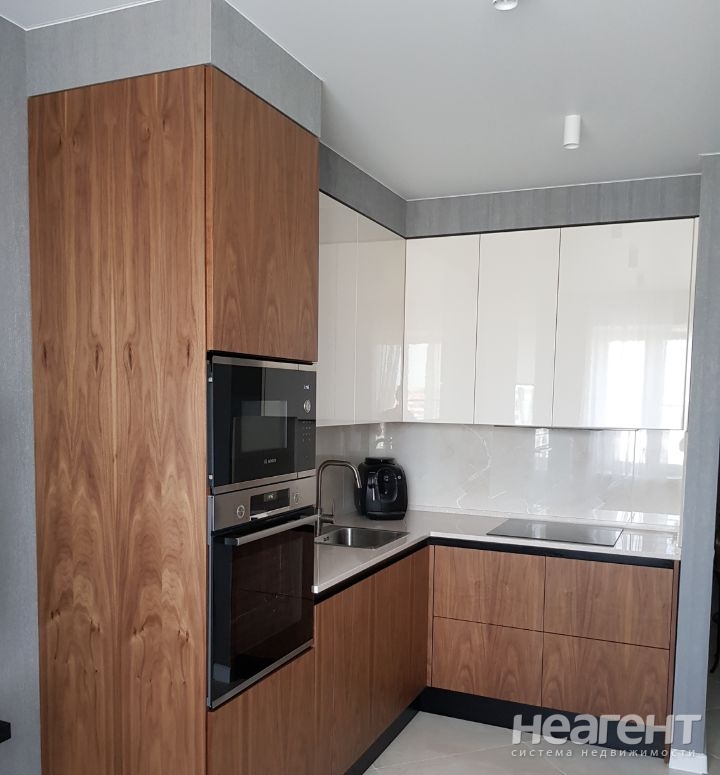 Продается 2-х комнатная квартира, 57 м²