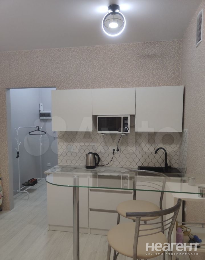 Продается 1-комнатная квартира, 20,4 м²