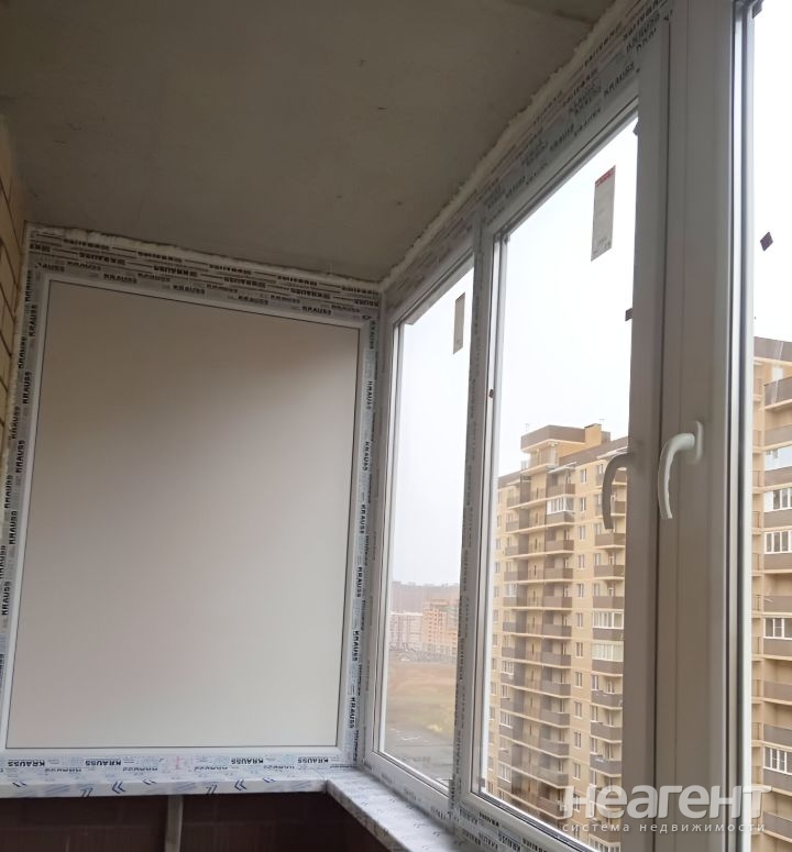 Продается 1-комнатная квартира, 38 м²