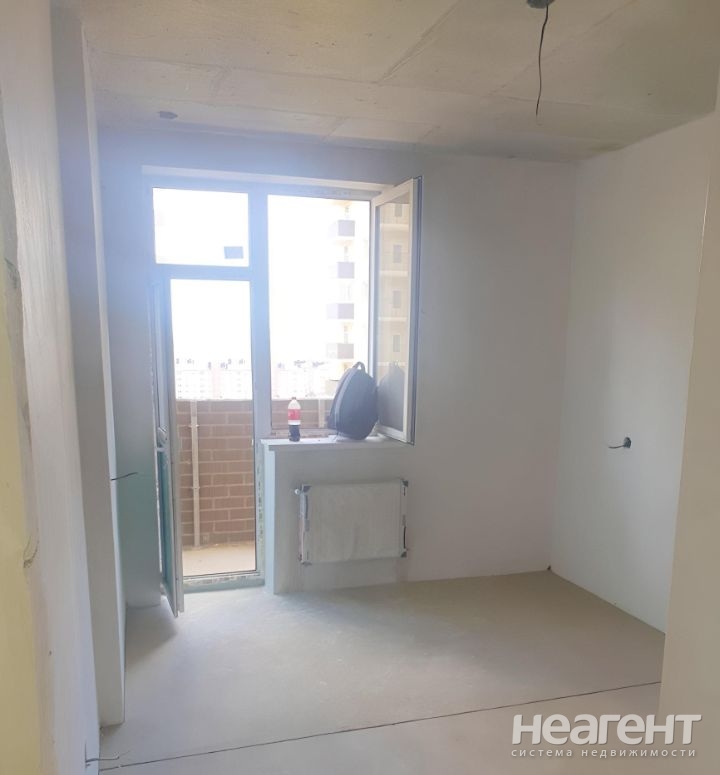 Продается 1-комнатная квартира, 38 м²