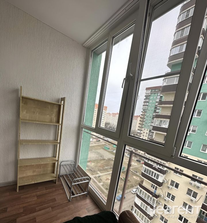 Сдается 1-комнатная квартира, 42 м²