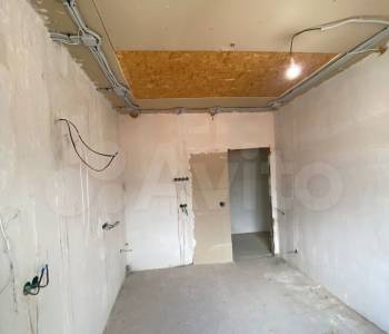 Продается 1-комнатная квартира, 42 м²