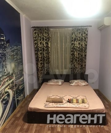 Сдается 1-комнатная квартира, 40 м²