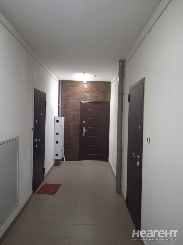 Продается 1-комнатная квартира, 42,3 м²