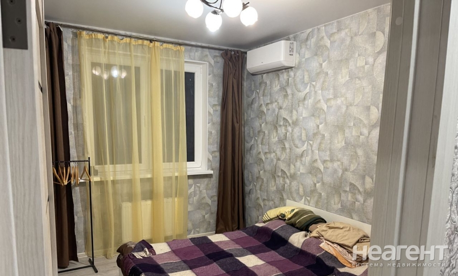 Продается 1-комнатная квартира, 39 м²