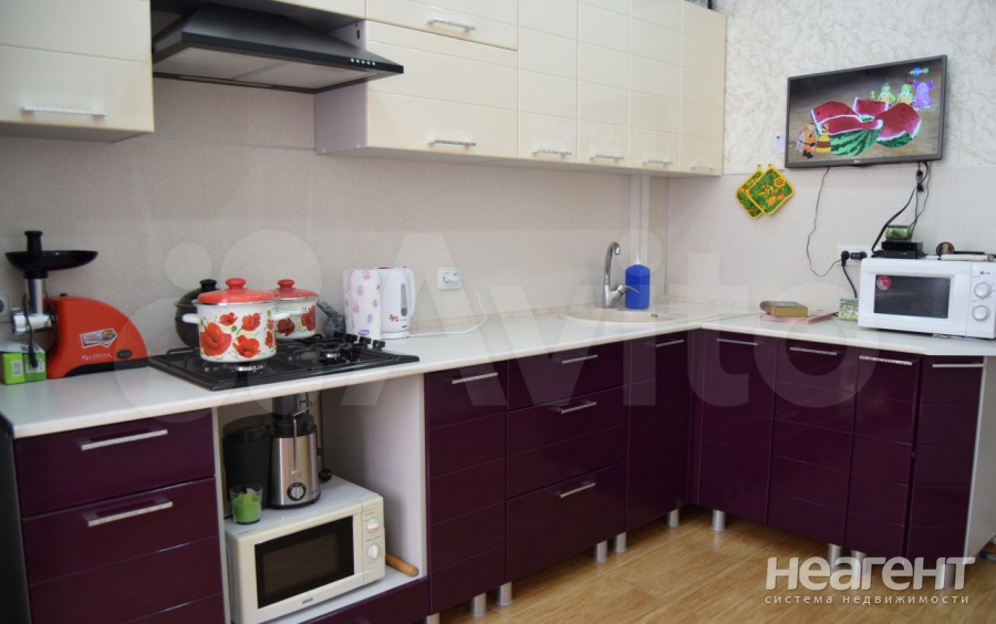 Продается 1-комнатная квартира, 41 м²