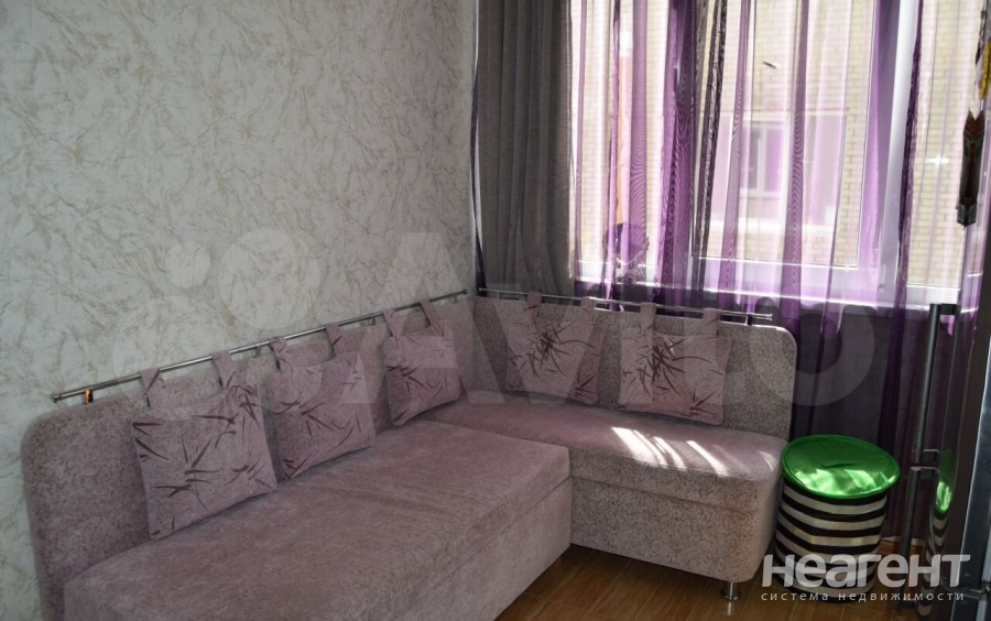 Продается 1-комнатная квартира, 41 м²