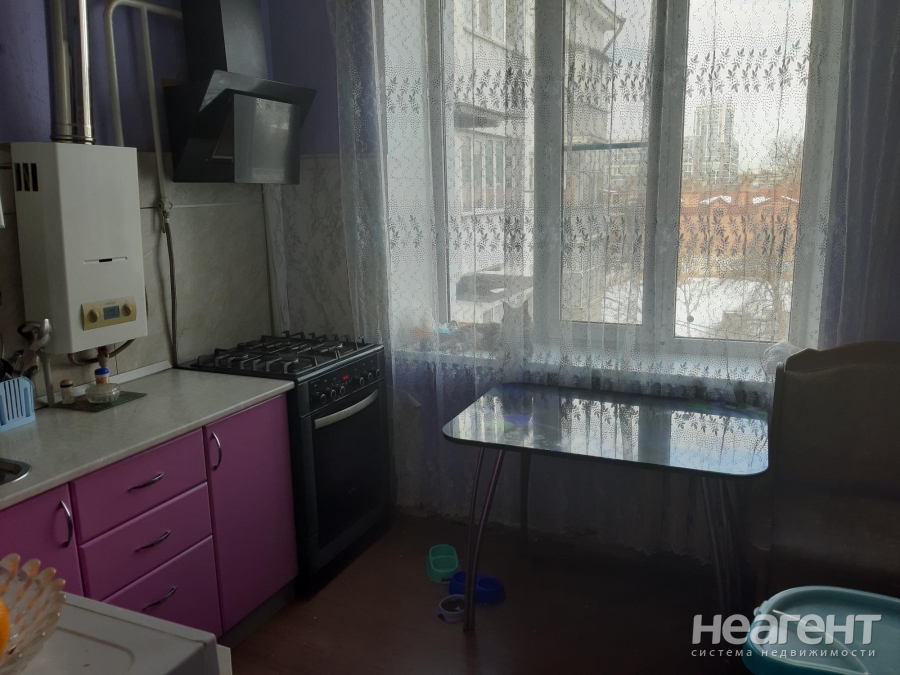 Продается 2-х комнатная квартира, 57 м²