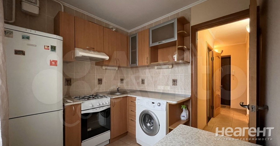 Продается 1-комнатная квартира, 32,9 м²