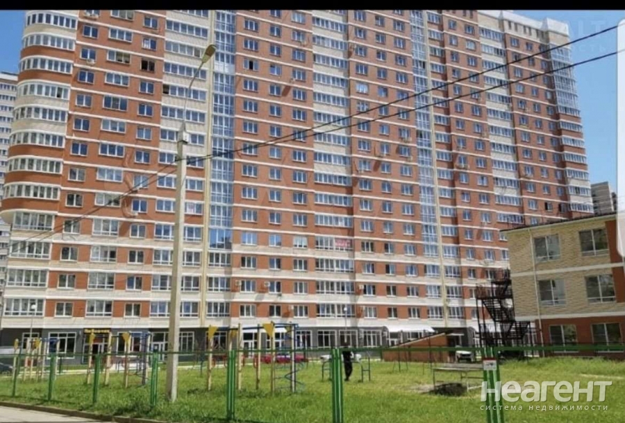 Продается 1-комнатная квартира, 50,3 м²