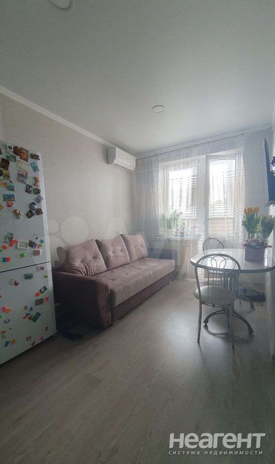 Продается 1-комнатная квартира, 50,3 м²