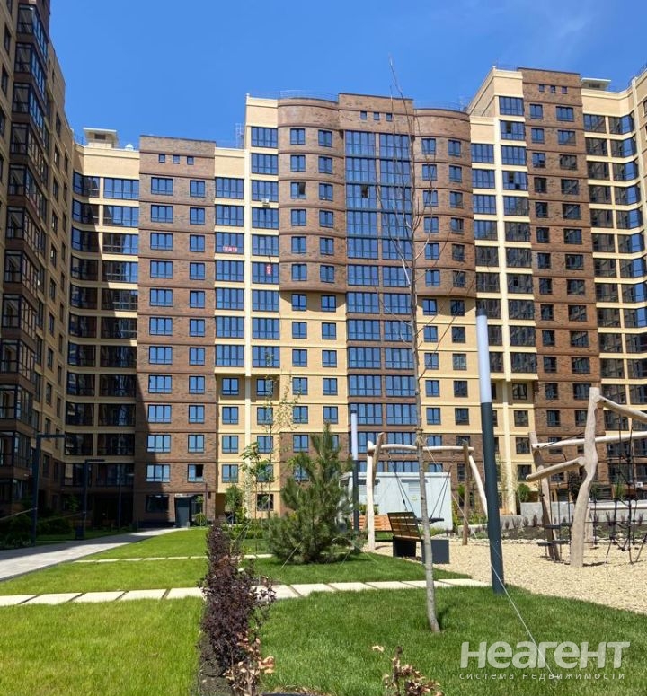 Продается 3-х комнатная квартира, 83 м²