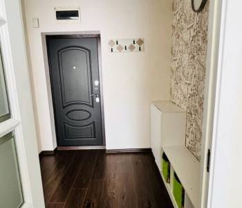 Продается 1-комнатная квартира, 40 м²