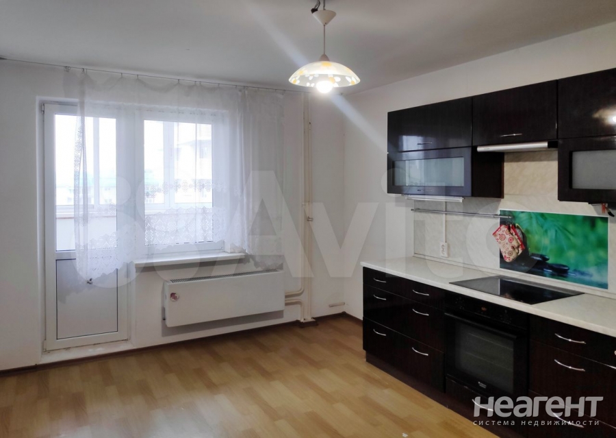 Продается 2-х комнатная квартира, 65,8 м²