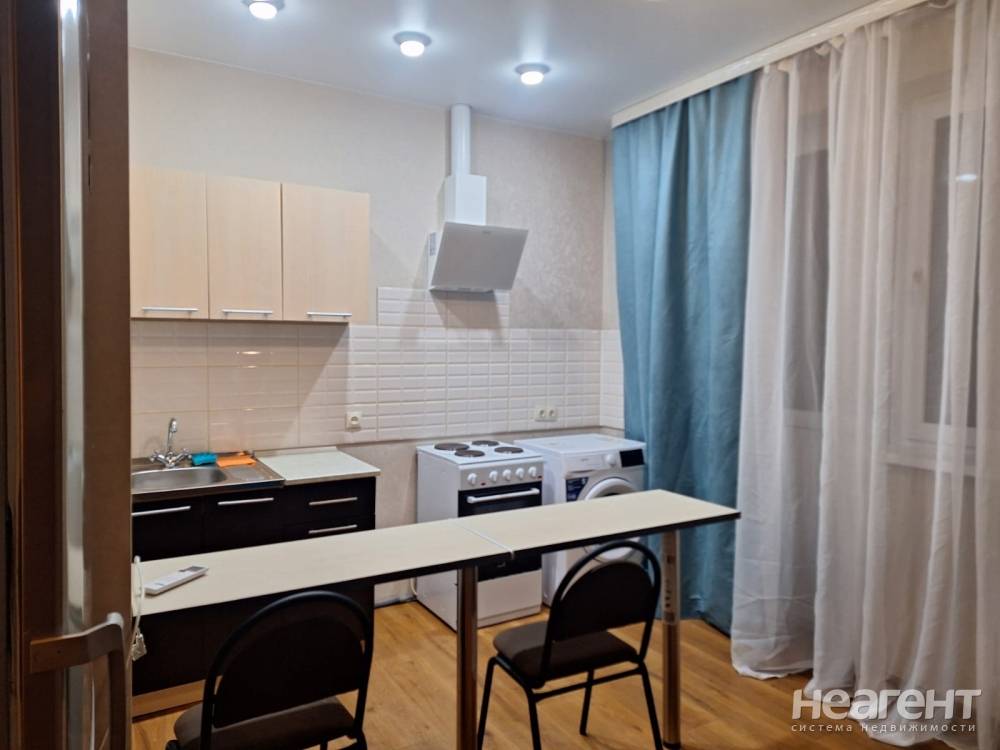 Продается 1-комнатная квартира, 24,7 м²