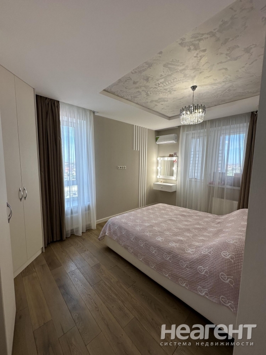 Продается 2-х комнатная квартира, 90 м²