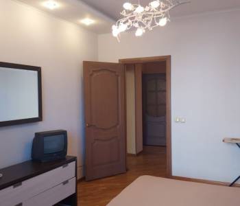 Сдается 2-х комнатная квартира, 65 м²