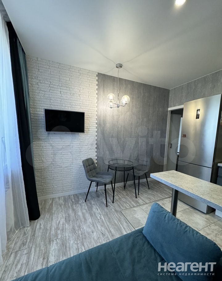 Продается 1-комнатная квартира, 40 м²