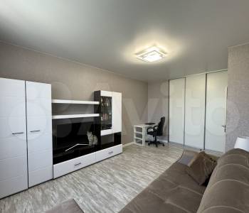 Продается 1-комнатная квартира, 40 м²