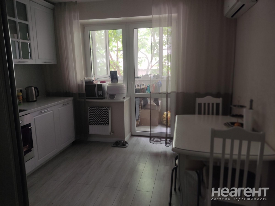 Продается 2-х комнатная квартира, 65 м²